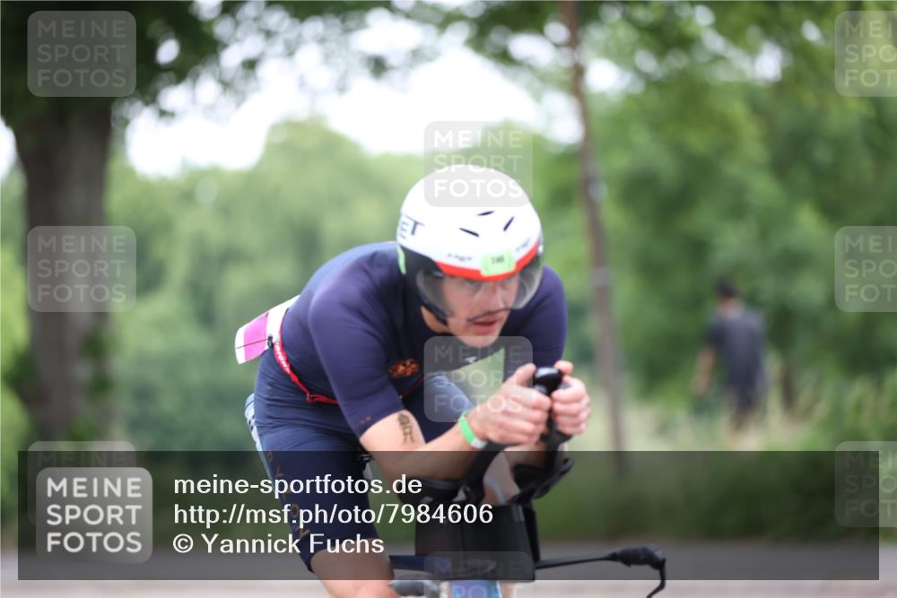 15.06.2025 - 7 Türme Triathlon Yannick Fuchs http://msf.ph/oto/7984606 15.06.2025 11:38:27 Radfahren 246, 285 meine-sportfotos.de