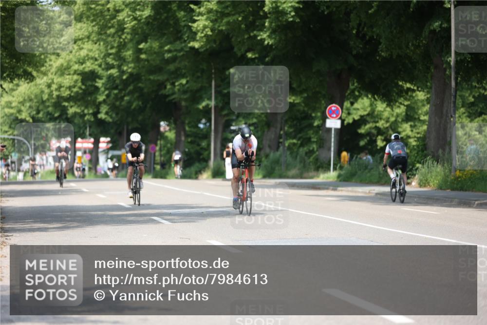 15.06.2025 - 7 Türme Triathlon Yannick Fuchs http://msf.ph/oto/7984613 15.06.2025 12:54:42 Radfahren 241, 341, 372, 470, 538, 608, 817 meine-sportfotos.de