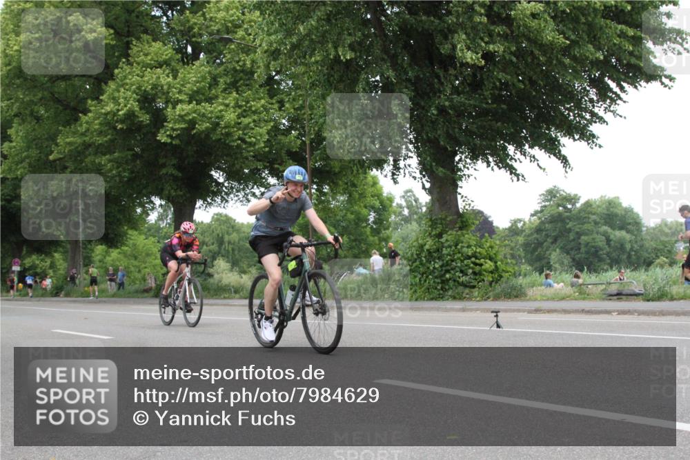 15.06.2025 - 7 Türme Triathlon Yannick Fuchs http://msf.ph/oto/7984629 15.06.2025 13:44:53 Radfahren  meine-sportfotos.de