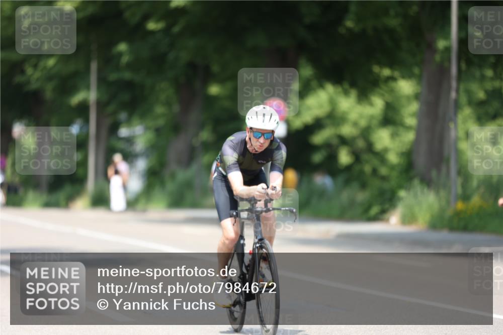 15.06.2025 - 7 Türme Triathlon Yannick Fuchs http://msf.ph/oto/7984672 15.06.2025 12:54:44 Radfahren 241, 341, 372, 470, 538, 550, 608, 817 meine-sportfotos.de