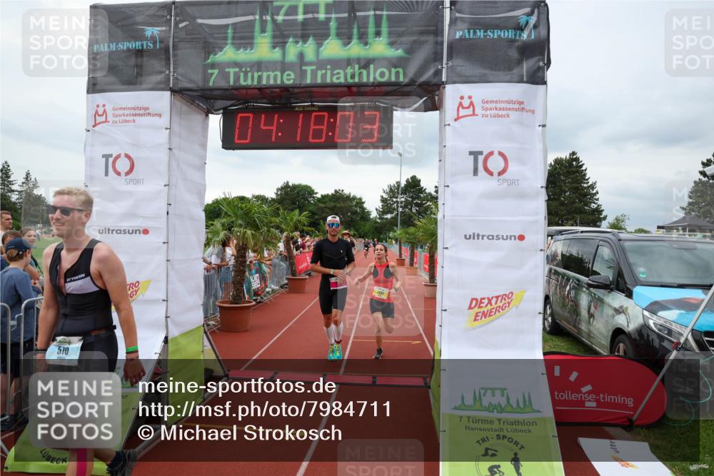 15.06.2025 - 7 Türme Triathlon Michael Strokosch http://msf.ph/oto/7984711 15.06.2025 14:18:03 Ziel 261, 570, 613, 841, 1131 meine-sportfotos.de