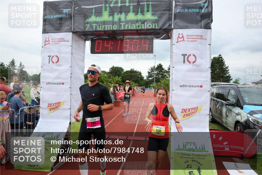 15.06.2025 - 7 Türme Triathlon Michael Strokosch http://msf.ph/oto/7984748 15.06.2025 14:18:04 Ziel 261, 570, 613, 841, 1131 meine-sportfotos.de