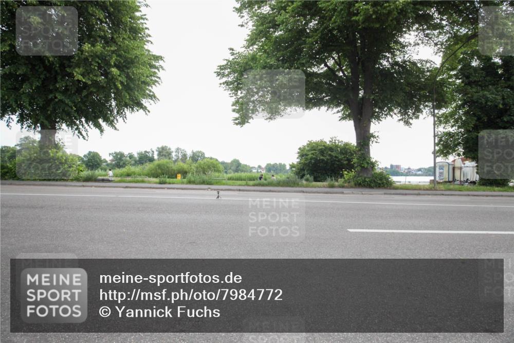 15.06.2025 - 7 Türme Triathlon Yannick Fuchs http://msf.ph/oto/7984772 15.06.2025 10:07:11 Radfahren  meine-sportfotos.de