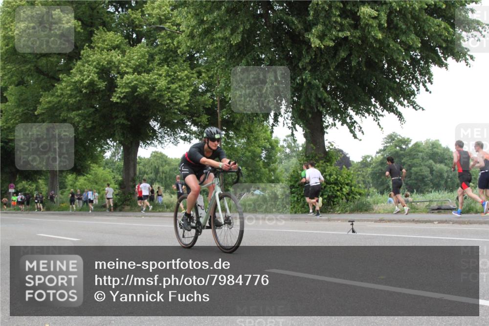 15.06.2025 - 7 Türme Triathlon Yannick Fuchs http://msf.ph/oto/7984776 15.06.2025 13:45:11 Radfahren  meine-sportfotos.de