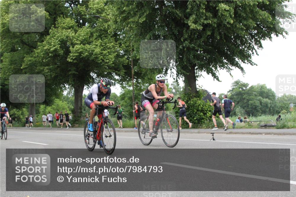 15.06.2025 - 7 Türme Triathlon Yannick Fuchs http://msf.ph/oto/7984793 15.06.2025 13:45:14 Radfahren  meine-sportfotos.de