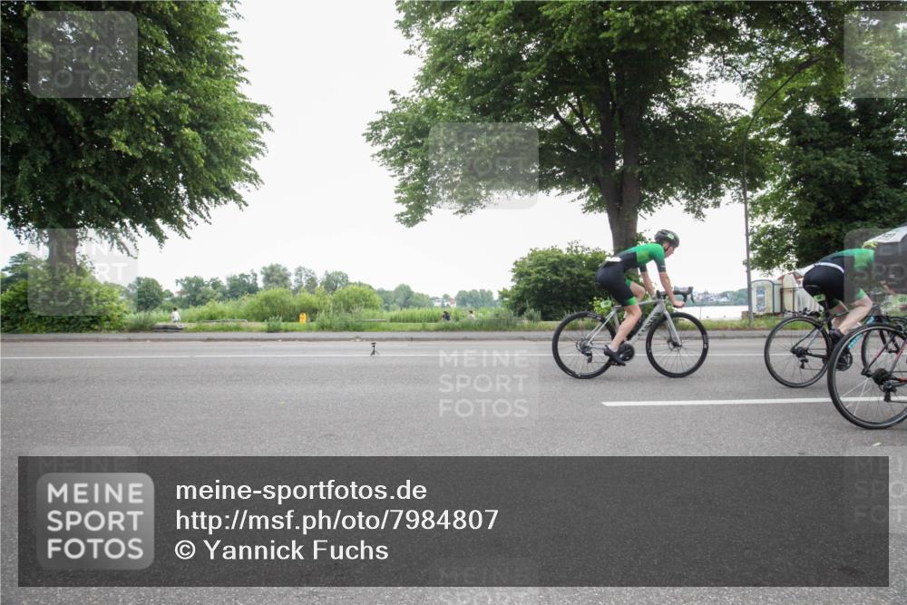 15.06.2025 - 7 Türme Triathlon Yannick Fuchs http://msf.ph/oto/7984807 15.06.2025 10:08:00 Radfahren  meine-sportfotos.de