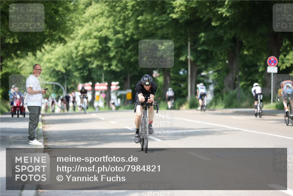 15.06.2025 - 7 Türme Triathlon Yannick Fuchs http://msf.ph/oto/7984821 15.06.2025 12:54:49 Radfahren 241, 272, 372, 550 meine-sportfotos.de