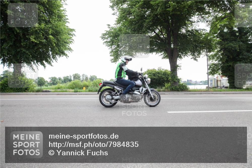 15.06.2025 - 7 Türme Triathlon Yannick Fuchs http://msf.ph/oto/7984835 15.06.2025 10:31:19 Radfahren  meine-sportfotos.de