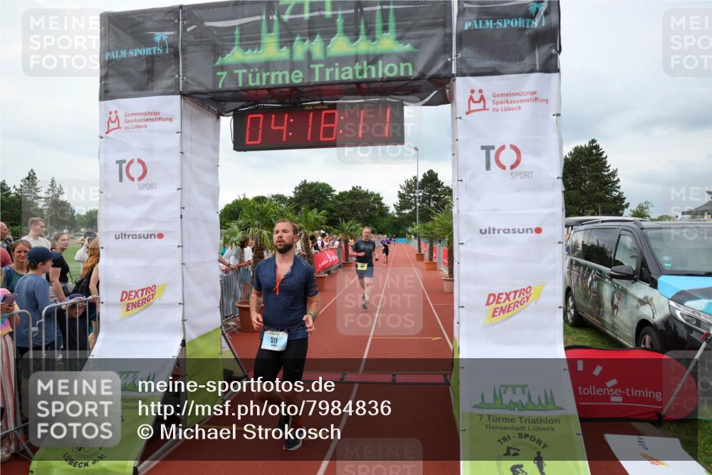 15.06.2025 - 7 Türme Triathlon Michael Strokosch http://msf.ph/oto/7984836 15.06.2025 14:18:11 Ziel 261, 511, 613, 1101, 1131, 1188 meine-sportfotos.de