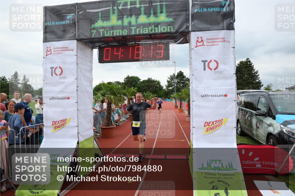 15.06.2025 - 7 Türme Triathlon Michael Strokosch http://msf.ph/oto/7984880 15.06.2025 14:18:12 Ziel 511, 613, 1101, 1188 meine-sportfotos.de