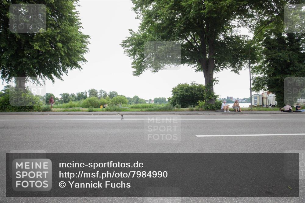 15.06.2025 - 7 Türme Triathlon Yannick Fuchs http://msf.ph/oto/7984990 15.06.2025 10:42:03 Radfahren 220 meine-sportfotos.de