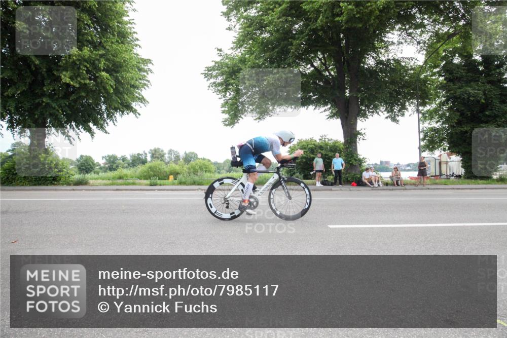 15.06.2025 - 7 Türme Triathlon Yannick Fuchs http://msf.ph/oto/7985117 15.06.2025 11:07:34 Radfahren 201, 210 meine-sportfotos.de
