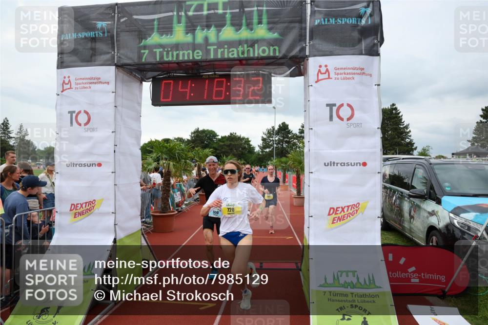 15.06.2025 - 7 Türme Triathlon Michael Strokosch http://msf.ph/oto/7985129 15.06.2025 14:18:31 Ziel 550, 720, 925, 1161 meine-sportfotos.de