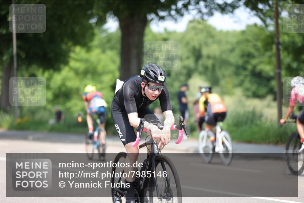 15.06.2025 - 7 Türme Triathlon Yannick Fuchs http://msf.ph/oto/7985146 15.06.2025 12:55:01 Radfahren 331, 436, 473, 626, 634, 940, 983 meine-sportfotos.de