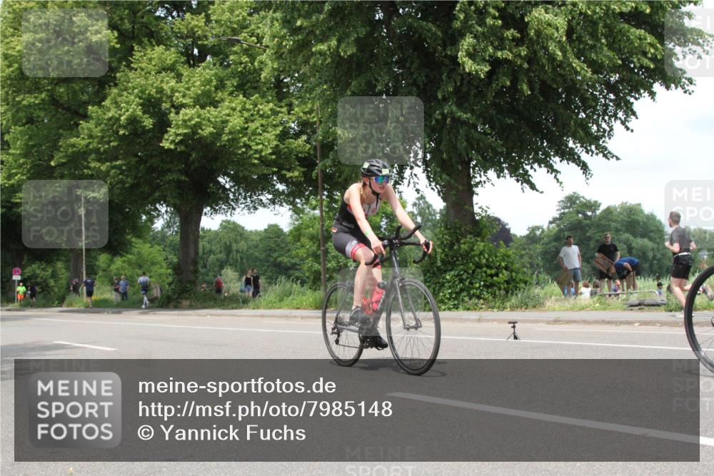 15.06.2025 - 7 Türme Triathlon Yannick Fuchs http://msf.ph/oto/7985148 15.06.2025 13:46:55 Radfahren  meine-sportfotos.de