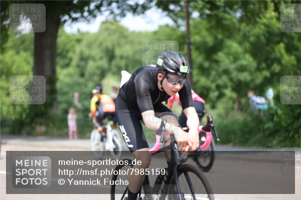15.06.2025 - 7 Türme Triathlon Yannick Fuchs http://msf.ph/oto/7985159 15.06.2025 12:55:01 Radfahren 331, 436, 473, 626, 634, 940, 983 meine-sportfotos.de