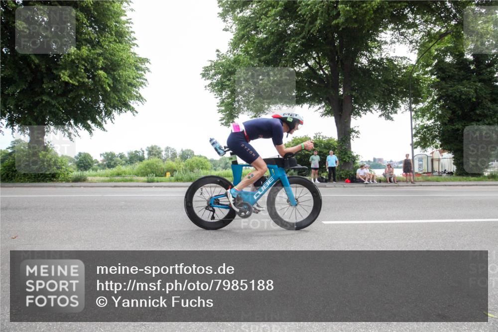 15.06.2025 - 7 Türme Triathlon Yannick Fuchs http://msf.ph/oto/7985188 15.06.2025 11:09:55 Radfahren 263 meine-sportfotos.de