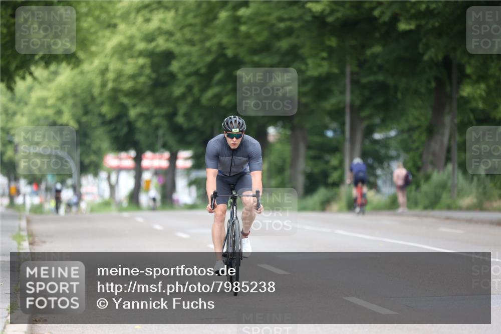 15.06.2025 - 7 Türme Triathlon Yannick Fuchs http://msf.ph/oto/7985238 15.06.2025 11:39:34 Radfahren 220, 329 meine-sportfotos.de