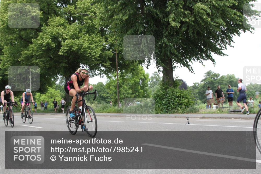 15.06.2025 - 7 Türme Triathlon Yannick Fuchs http://msf.ph/oto/7985241 15.06.2025 13:47:06 Radfahren  meine-sportfotos.de