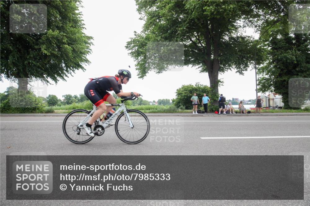 15.06.2025 - 7 Türme Triathlon Yannick Fuchs http://msf.ph/oto/7985333 15.06.2025 11:13:25 Radfahren  meine-sportfotos.de