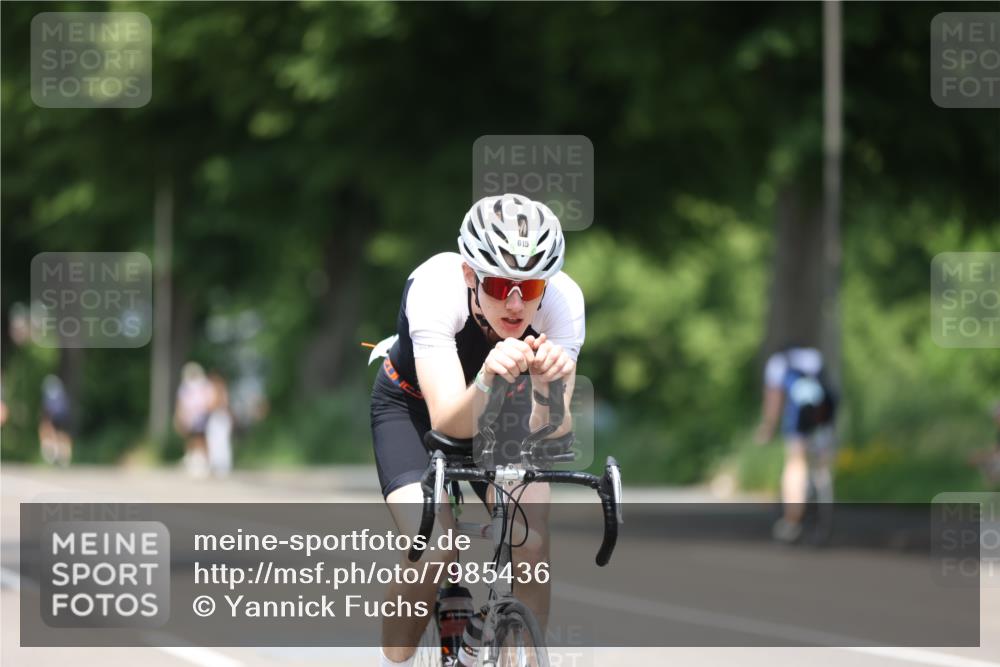 15.06.2025 - 7 Türme Triathlon Yannick Fuchs http://msf.ph/oto/7985436 15.06.2025 12:55:32 Radfahren 536, 568, 612, 624, 637 meine-sportfotos.de
