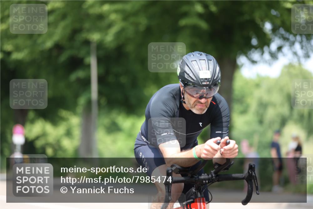 15.06.2025 - 7 Türme Triathlon Yannick Fuchs http://msf.ph/oto/7985474 15.06.2025 12:55:36 Radfahren 536, 559, 568, 612, 637 meine-sportfotos.de