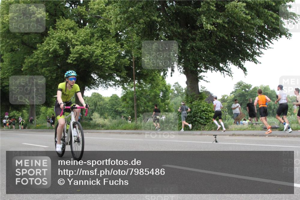 15.06.2025 - 7 Türme Triathlon Yannick Fuchs http://msf.ph/oto/7985486 15.06.2025 13:47:43 Radfahren  meine-sportfotos.de