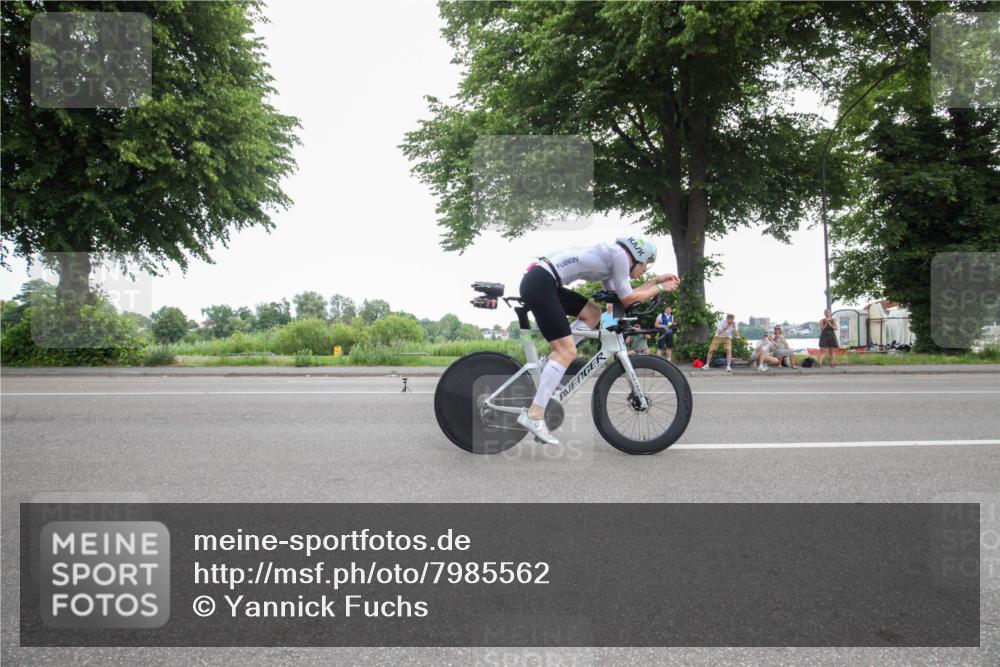 15.06.2025 - 7 Türme Triathlon Yannick Fuchs http://msf.ph/oto/7985562 15.06.2025 11:17:45 Radfahren 252 meine-sportfotos.de
