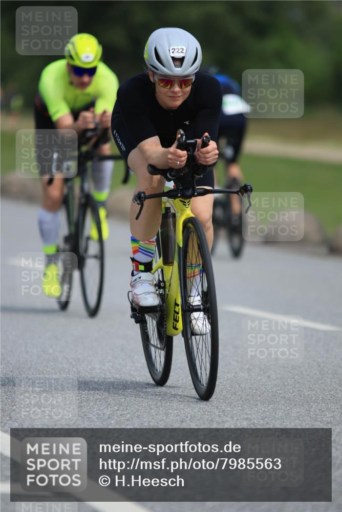 15.06.2025 - 27. Vierlanden-Triathlon H.Heesch http://msf.ph/oto/7985563 15.06.2025 11:05:33 Radfahren 82, 99, 222, 552, 688, 718 meine-sportfotos.de