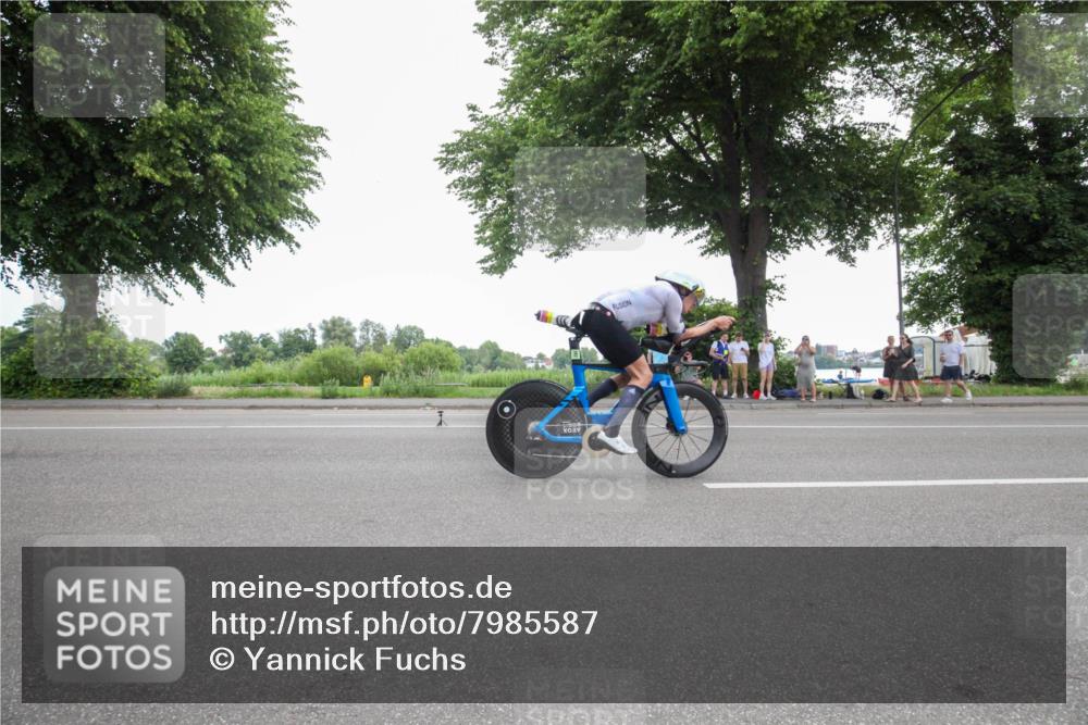 15.06.2025 - 7 Türme Triathlon Yannick Fuchs http://msf.ph/oto/7985587 15.06.2025 11:19:43 Radfahren 282 meine-sportfotos.de