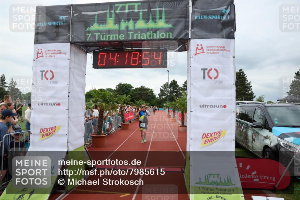 15.06.2025 - 7 Türme Triathlon Michael Strokosch http://msf.ph/oto/7985615 15.06.2025 14:18:54 Ziel 594, 677, 1119 meine-sportfotos.de