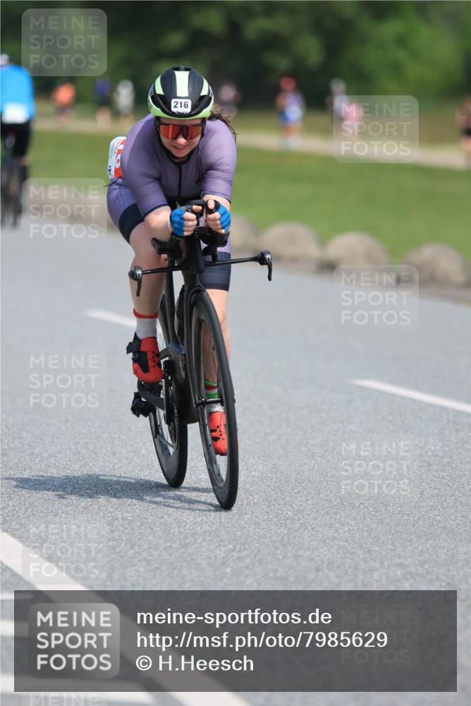 15.06.2025 - 27. Vierlanden-Triathlon H.Heesch http://msf.ph/oto/7985629 15.06.2025 11:31:19 Radfahren 216 meine-sportfotos.de