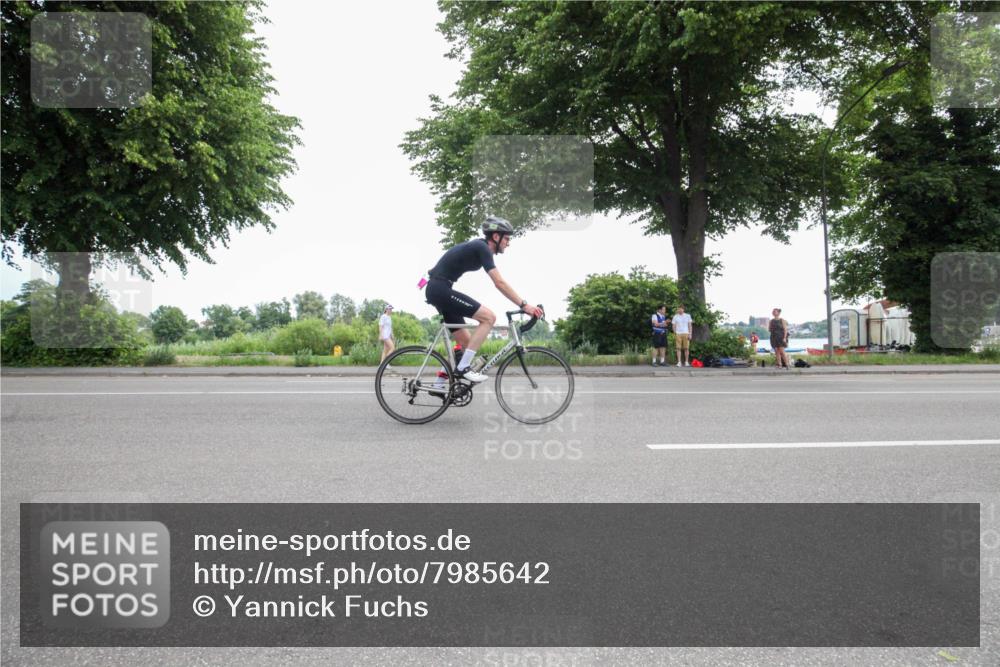 15.06.2025 - 7 Türme Triathlon Yannick Fuchs http://msf.ph/oto/7985642 15.06.2025 11:24:34 Radfahren 258 meine-sportfotos.de