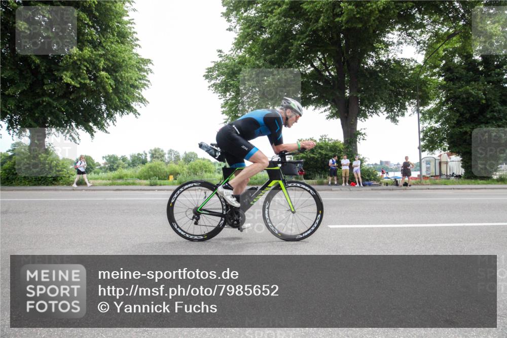 15.06.2025 - 7 Türme Triathlon Yannick Fuchs http://msf.ph/oto/7985652 15.06.2025 11:25:41 Radfahren 218 meine-sportfotos.de