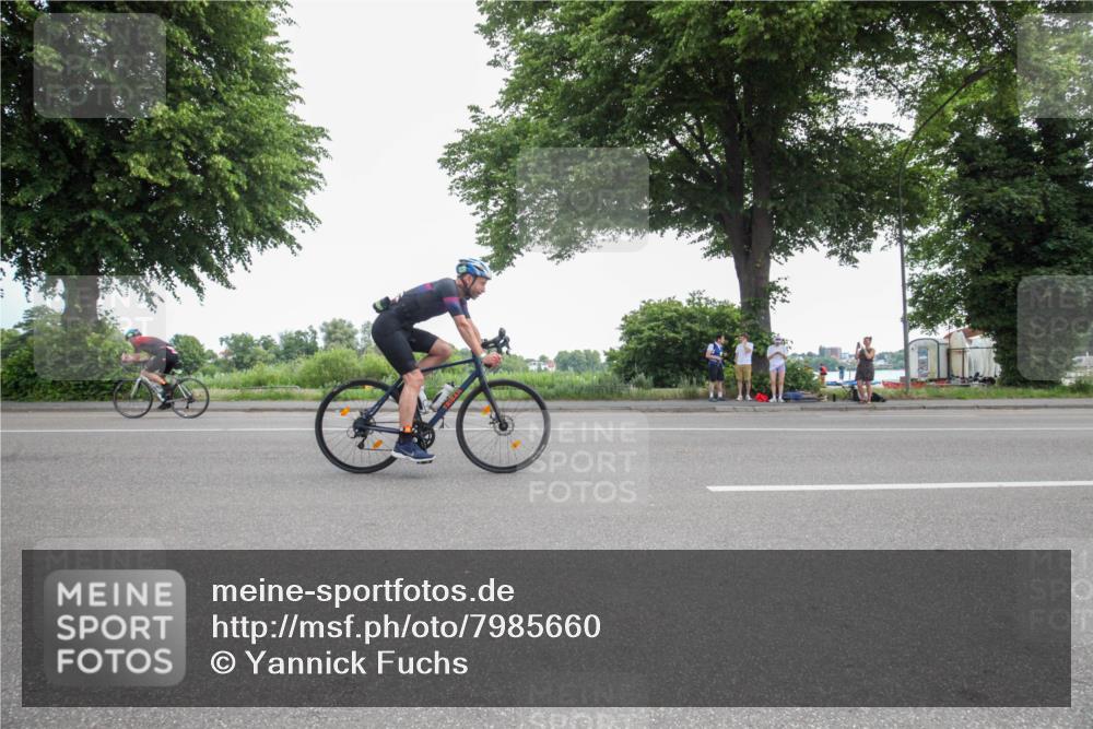 15.06.2025 - 7 Türme Triathlon Yannick Fuchs http://msf.ph/oto/7985660 15.06.2025 11:26:30 Radfahren 213, 223, 281 meine-sportfotos.de