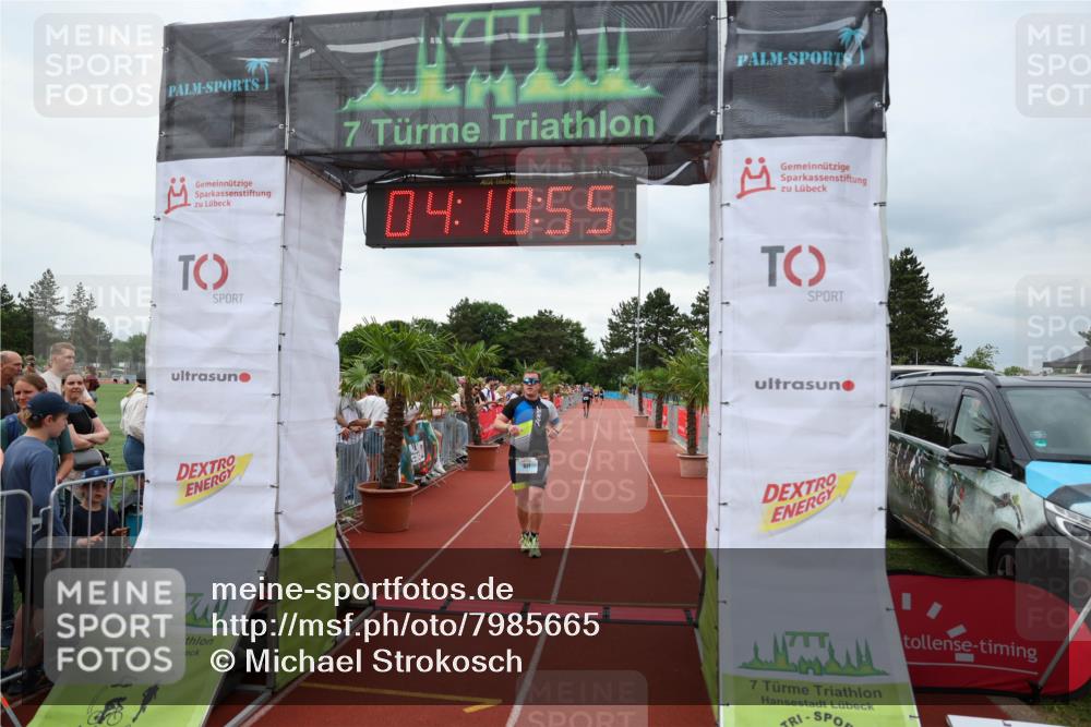 15.06.2025 - 7 Türme Triathlon Michael Strokosch http://msf.ph/oto/7985665 15.06.2025 14:18:55 Ziel 594, 677, 1119 meine-sportfotos.de