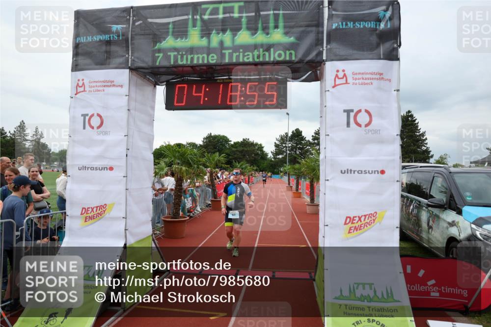 15.06.2025 - 7 Türme Triathlon Michael Strokosch http://msf.ph/oto/7985680 15.06.2025 14:18:55 Ziel 594, 677, 1119 meine-sportfotos.de