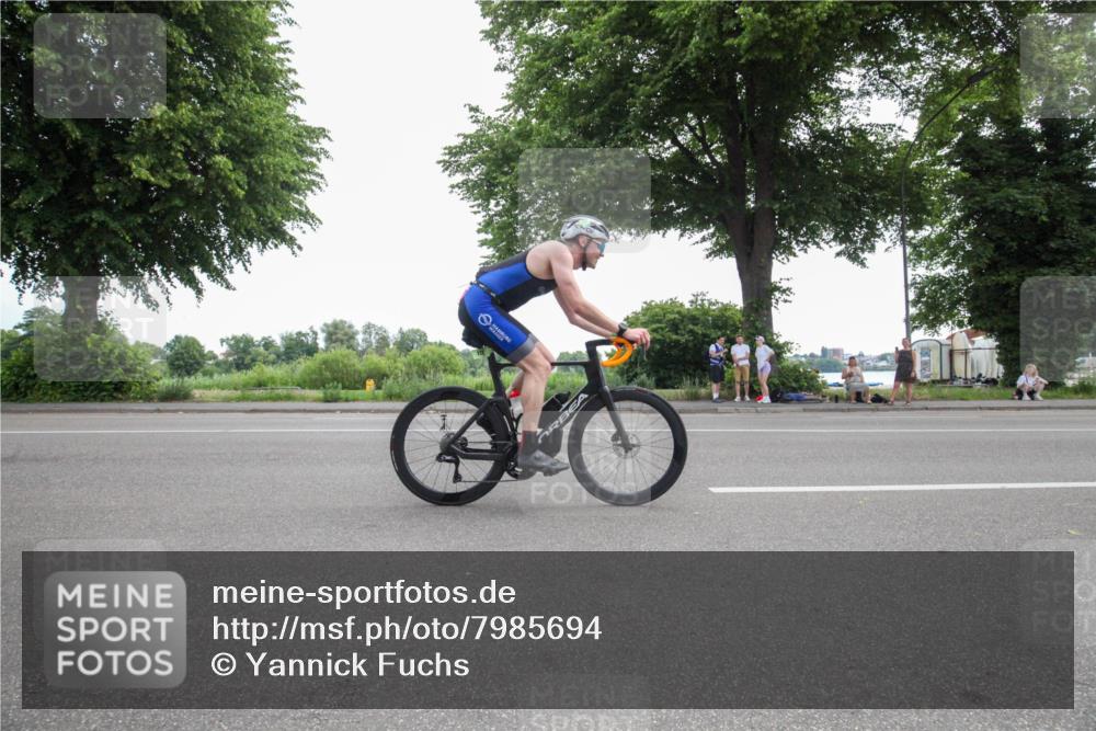 15.06.2025 - 7 Türme Triathlon Yannick Fuchs http://msf.ph/oto/7985694 15.06.2025 11:32:57 Radfahren 222, 337 meine-sportfotos.de