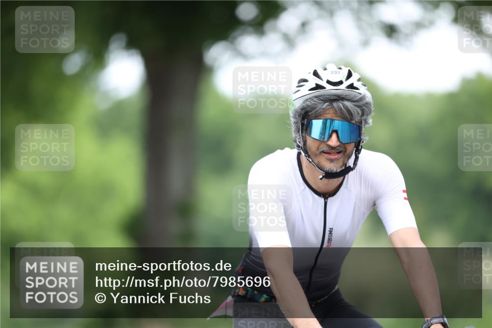 15.06.2025 - 7 Türme Triathlon Yannick Fuchs http://msf.ph/oto/7985696 15.06.2025 11:40:29 Radfahren 221, 299, 323 meine-sportfotos.de