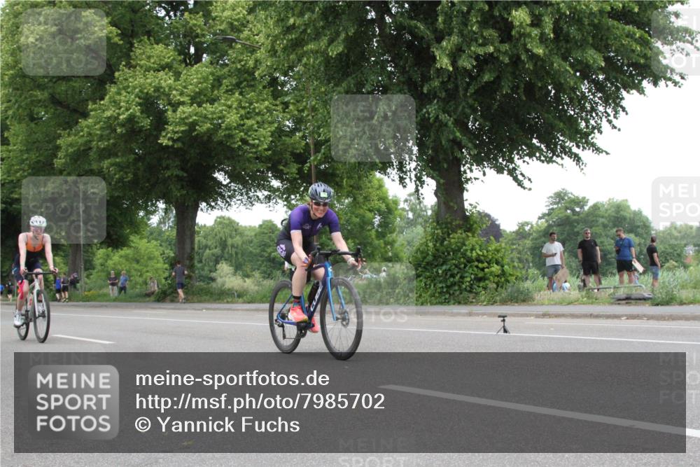 15.06.2025 - 7 Türme Triathlon Yannick Fuchs http://msf.ph/oto/7985702 15.06.2025 13:48:29 Radfahren  meine-sportfotos.de