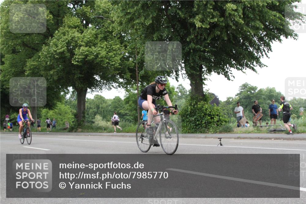 15.06.2025 - 7 Türme Triathlon Yannick Fuchs http://msf.ph/oto/7985770 15.06.2025 13:48:35 Radfahren  meine-sportfotos.de