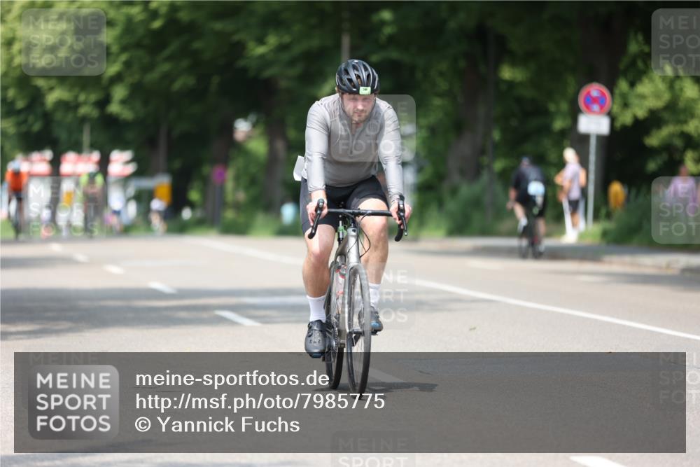 15.06.2025 - 7 Türme Triathlon Yannick Fuchs http://msf.ph/oto/7985775 15.06.2025 12:56:14 Radfahren 284, 454, 538, 550, 557, 635, 674 meine-sportfotos.de