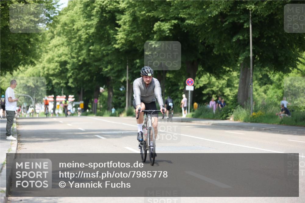 15.06.2025 - 7 Türme Triathlon Yannick Fuchs http://msf.ph/oto/7985778 15.06.2025 12:56:15 Radfahren 284, 454, 538, 550, 557, 674 meine-sportfotos.de