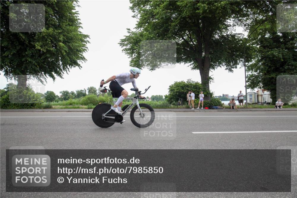 15.06.2025 - 7 Türme Triathlon Yannick Fuchs http://msf.ph/oto/7985850 15.06.2025 11:42:07 Radfahren 225 meine-sportfotos.de
