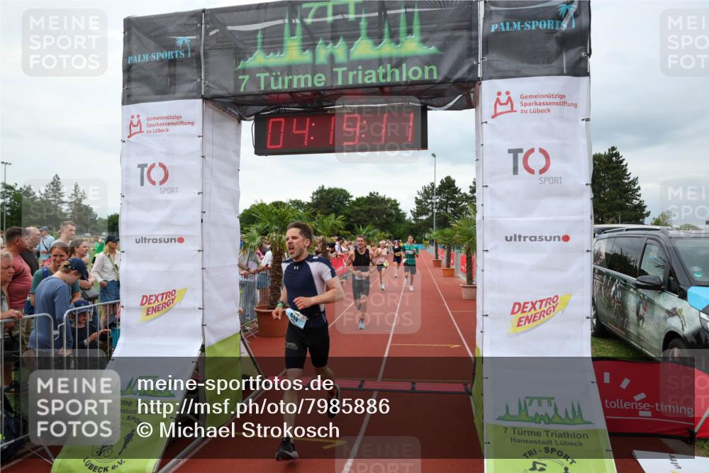 15.06.2025 - 7 Türme Triathlon Michael Strokosch http://msf.ph/oto/7985886 15.06.2025 14:19:10 Ziel 539, 604, 649, 968, 987, 1083 meine-sportfotos.de