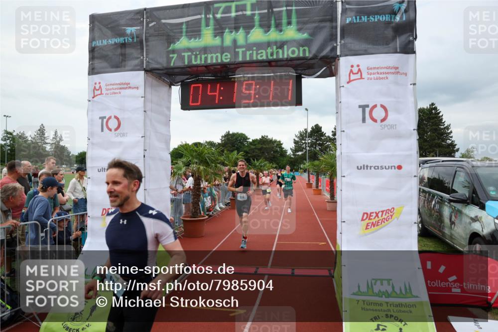 15.06.2025 - 7 Türme Triathlon Michael Strokosch http://msf.ph/oto/7985904 15.06.2025 14:19:11 Ziel 539, 604, 649, 968, 987, 1083 meine-sportfotos.de