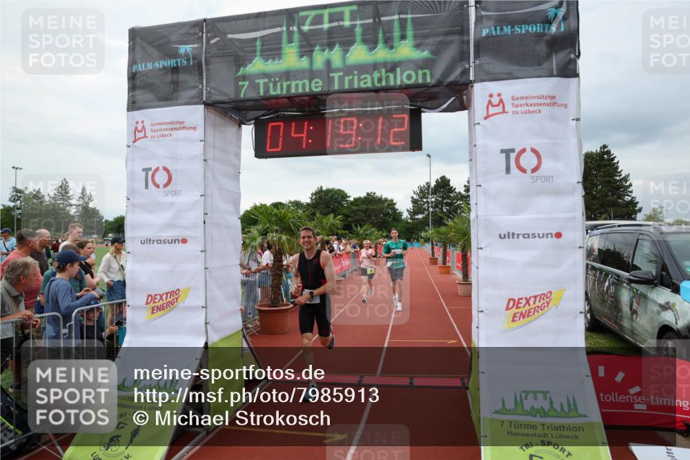 15.06.2025 - 7 Türme Triathlon Michael Strokosch http://msf.ph/oto/7985913 15.06.2025 14:19:11 Ziel 539, 604, 649, 968, 987, 1083 meine-sportfotos.de