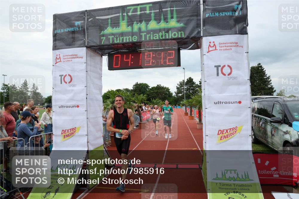 15.06.2025 - 7 Türme Triathlon Michael Strokosch http://msf.ph/oto/7985916 15.06.2025 14:19:12 Ziel 539, 649, 968, 987, 1083 meine-sportfotos.de