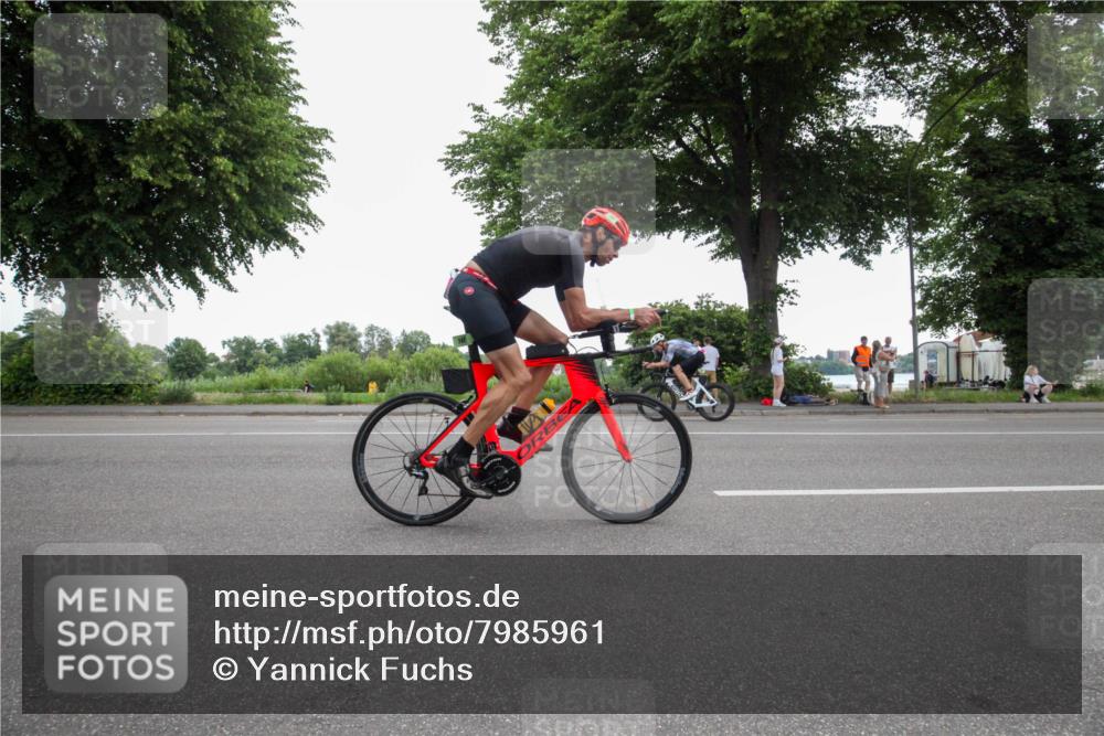 15.06.2025 - 7 Türme Triathlon Yannick Fuchs http://msf.ph/oto/7985961 15.06.2025 11:44:40 Radfahren 247, 317 meine-sportfotos.de