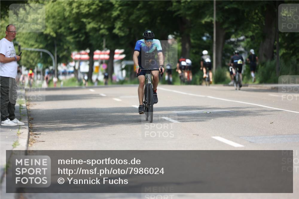 15.06.2025 - 7 Türme Triathlon Yannick Fuchs http://msf.ph/oto/7986024 15.06.2025 12:56:33 Radfahren 274, 331, 378, 385, 473, 597, 623 meine-sportfotos.de
